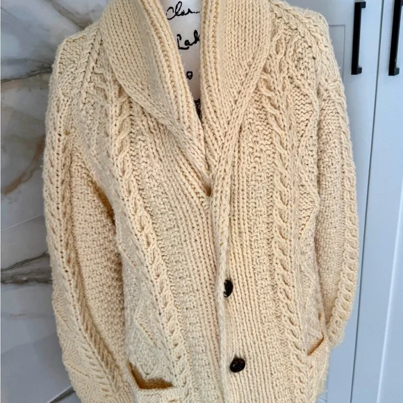 Cream Vintage Fisherman’s Cable Knit Women’s Sweater 100% Wool Italy